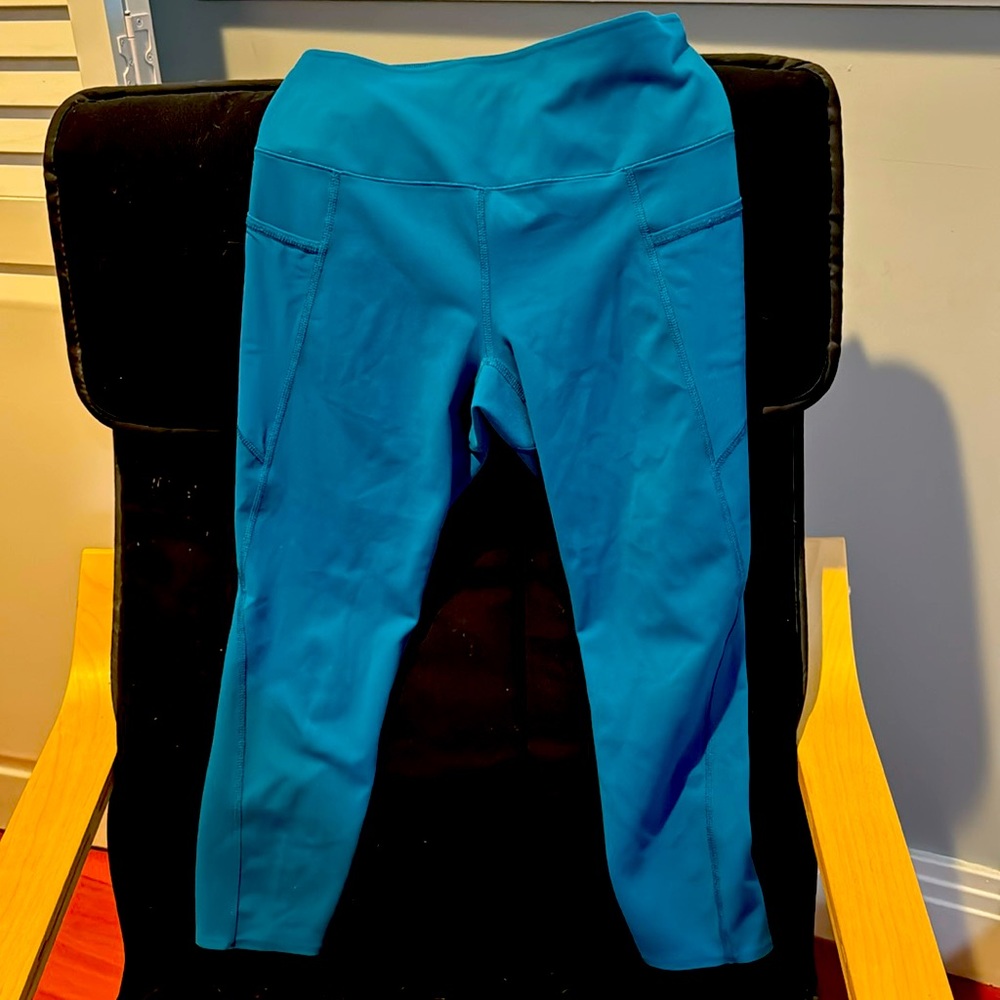 Uniqlo Airism Blue leggings with pockets